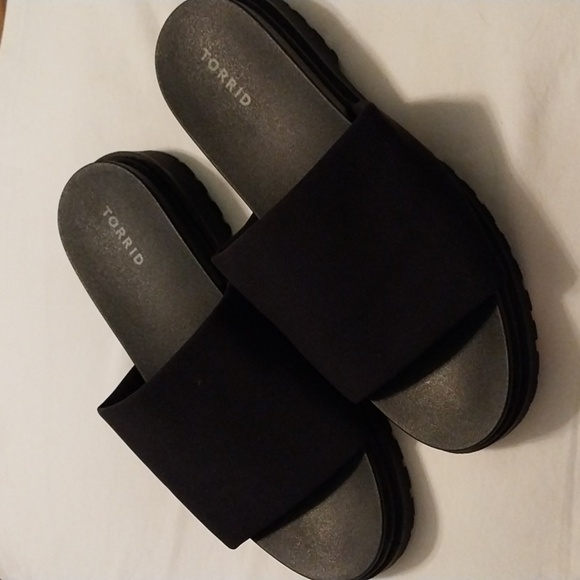 TORRID slide on chunky sole flatform slide sandals no size. - Picture 1 of 11